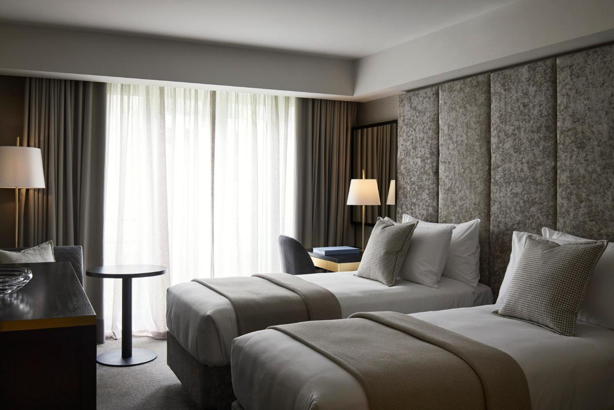 The Lyall Melbourne Quarto foto